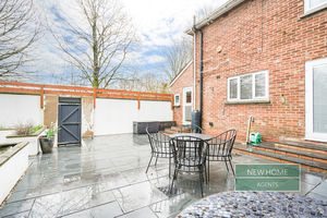 Photo 4- click for photo gallery